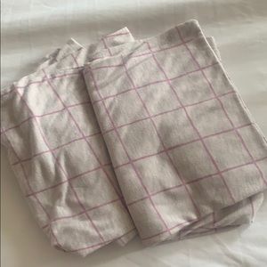 soft urban outfitters jersey grid pillowcases !!